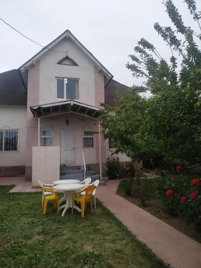 Guest House Regina Bulan Sogottuu Exterior foto
