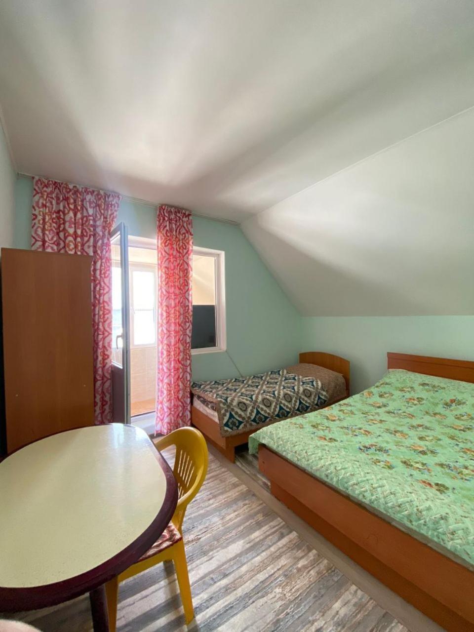 Guest House Regina Bulan Sogottuu Exterior foto